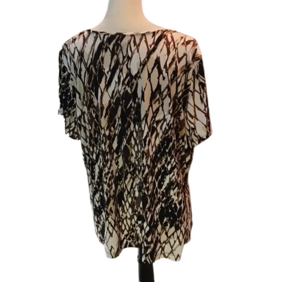 East 5th Short Sleeve Top Brown, Black & Tan Perfect for Layering Women size 2X - Picture 3 of 9